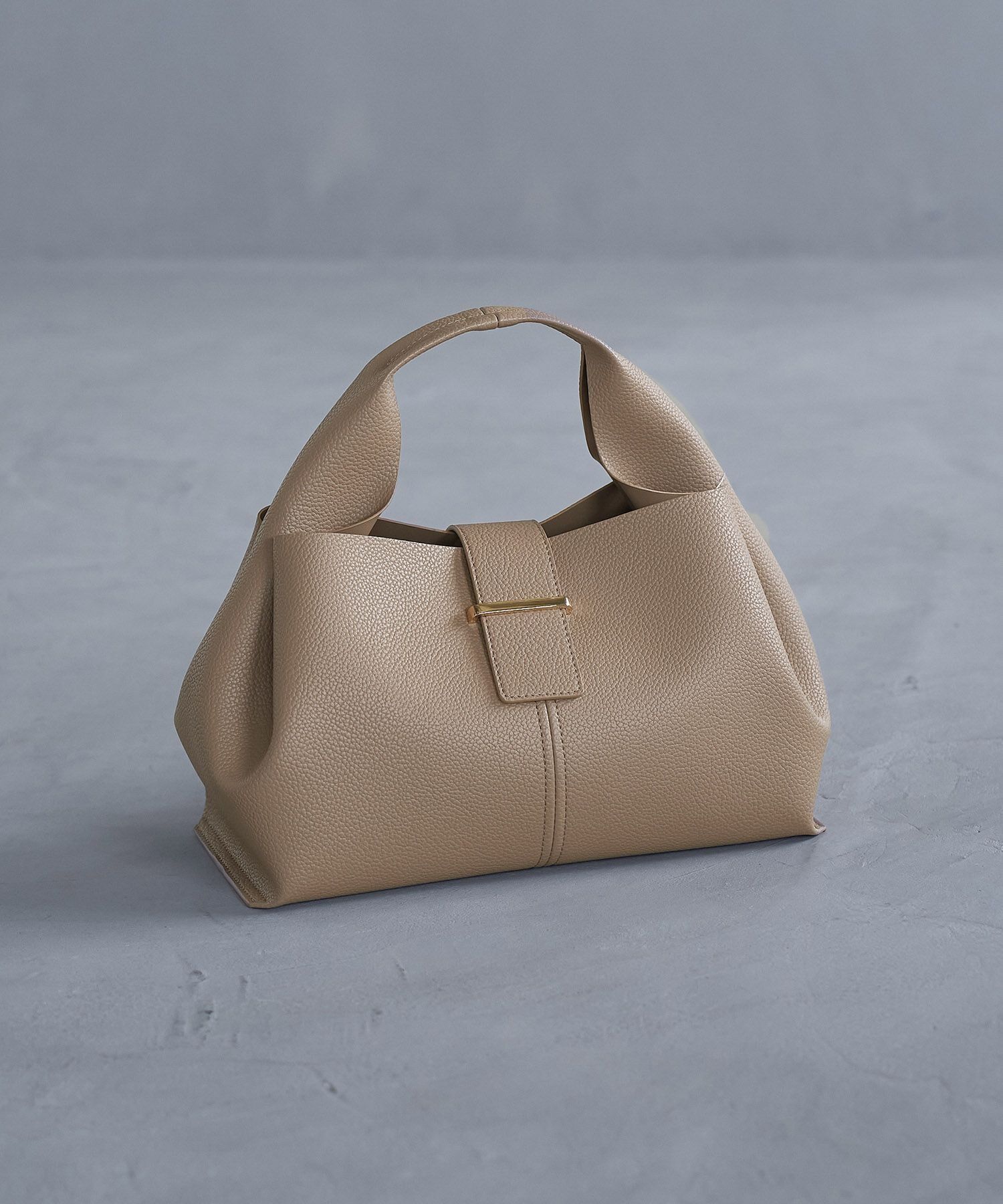 VIS「【復刻/WEB限定】【軽量】フロント金具エアリーソフトバッグ」|ハンドバッグ|ベージュ系(29)