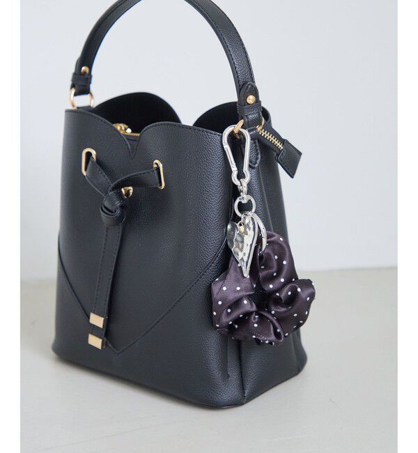 VIS「ハートチャーム付きドットシュシュチャーム」|チャーム・キーホルダー|