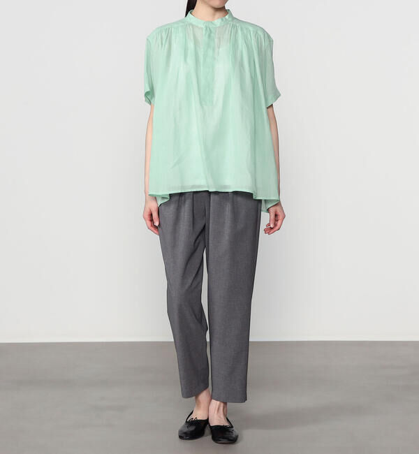 LE GLAZIK「LE GLAZIK | ラミー スタンドカラープルオーバーシャツ WOMEN」|シャツ・ブラウス|