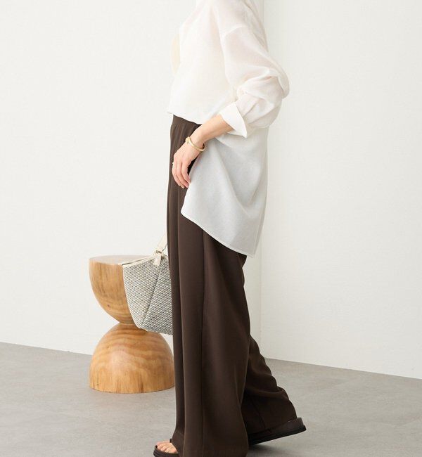  「【ウォッシャブル】【シーズンレスで使える】タックワイドスラックス」|チノ|