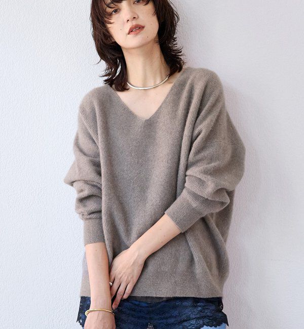  「【抜け感シルエット】ヘアリーウール片畦Vネックニット」|ニット・セーター|トープ