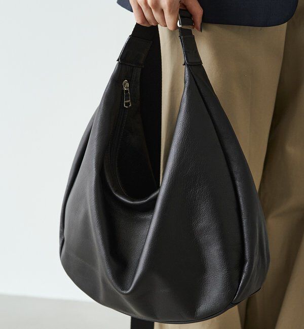  「ソフトレザーラウンドビッグショルダーバッグ」|ショルダー・メッセンジャー|