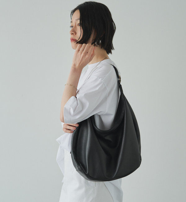  「ソフトレザーラウンドビッグショルダーバッグ」|ショルダー・メッセンジャー|