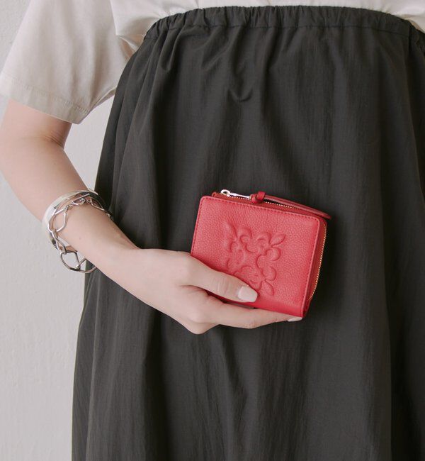  「エンボスモノグラムハーフウォレット」|財布|