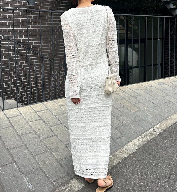  「【安心感のある裏地付き】深Vレースワンピース」|ワンピース|