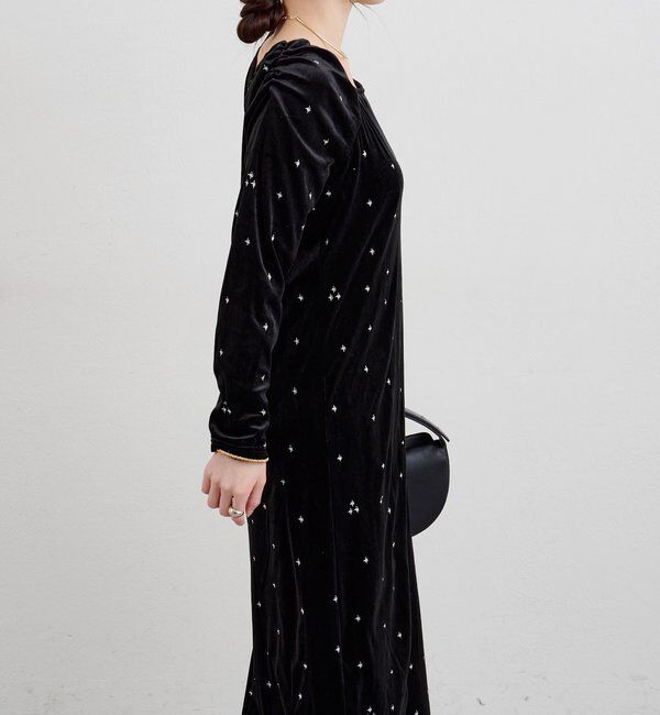  「ベロア刺繍ワンピース」|ワンピース|