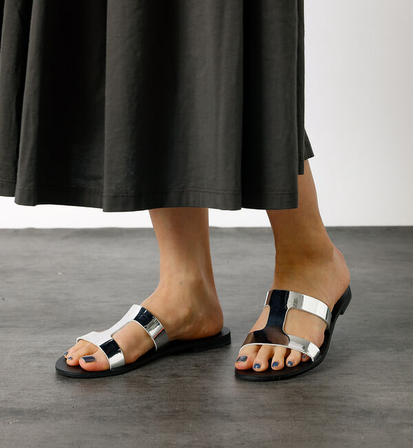 Rouge vif「【NICOLASLAINAS/ニコラスライナス】カットアウト スライドサンダル」|サンダル|