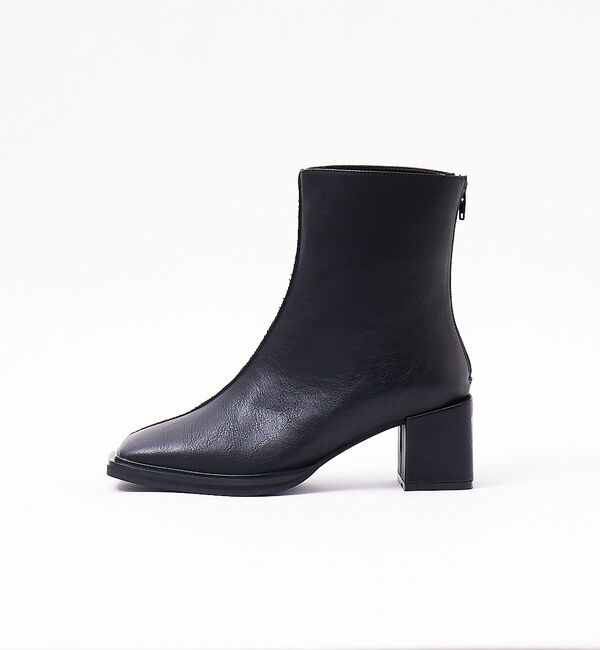 AU BANNISTER「【WEB限定】アシンメトリースクエアトゥショートブーツ」|ショートブーツ|