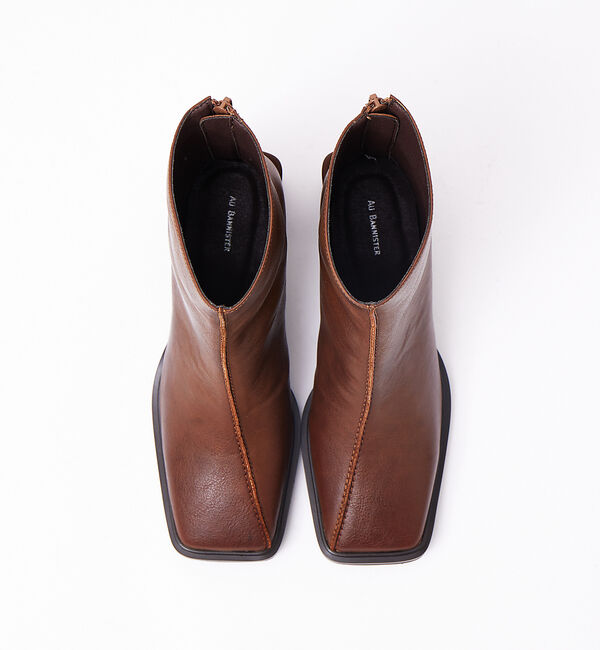 AU BANNISTER「【WEB限定】アシンメトリースクエアトゥショートブーツ」|ショートブーツ|