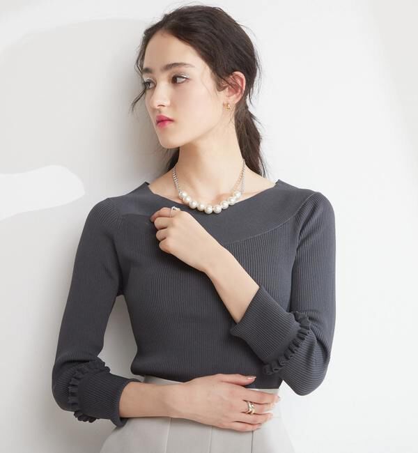 TIARA「プチフリルボートネックリブニット」|ニット・セーター|