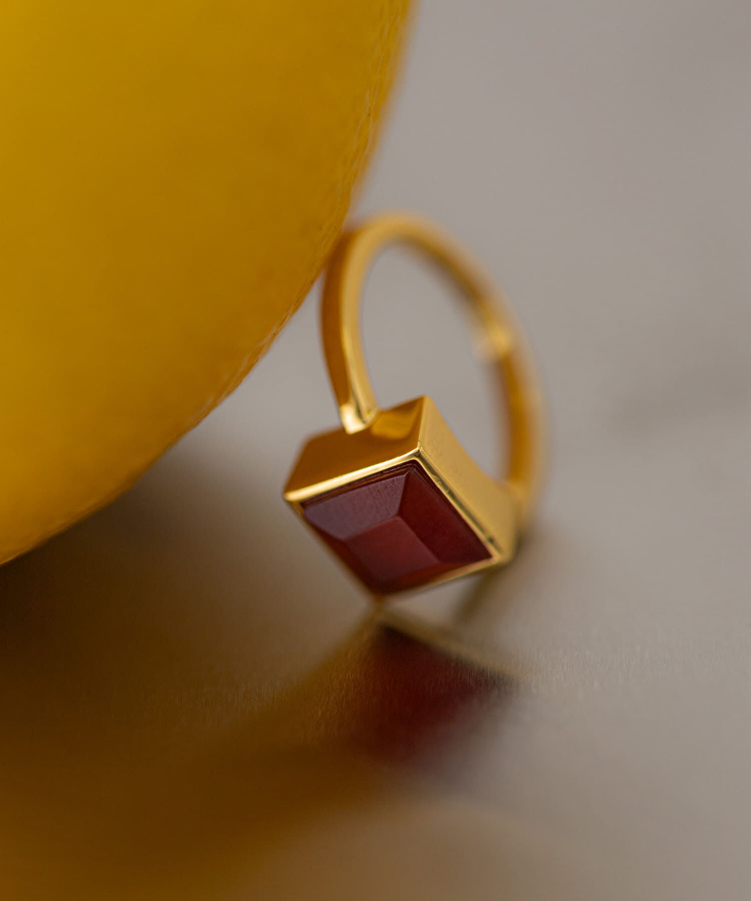 SMELLY「SMELLY so&rsquo;　square carnelian ring」|リング|