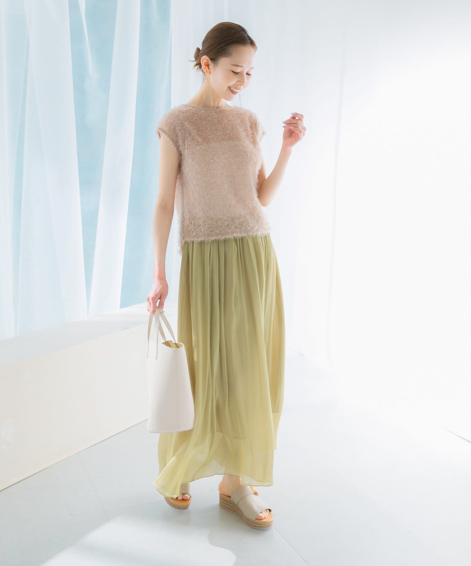 URBAN RESEARCH ROSSO「グロッシーギャザーフレアスカート」|スカート|