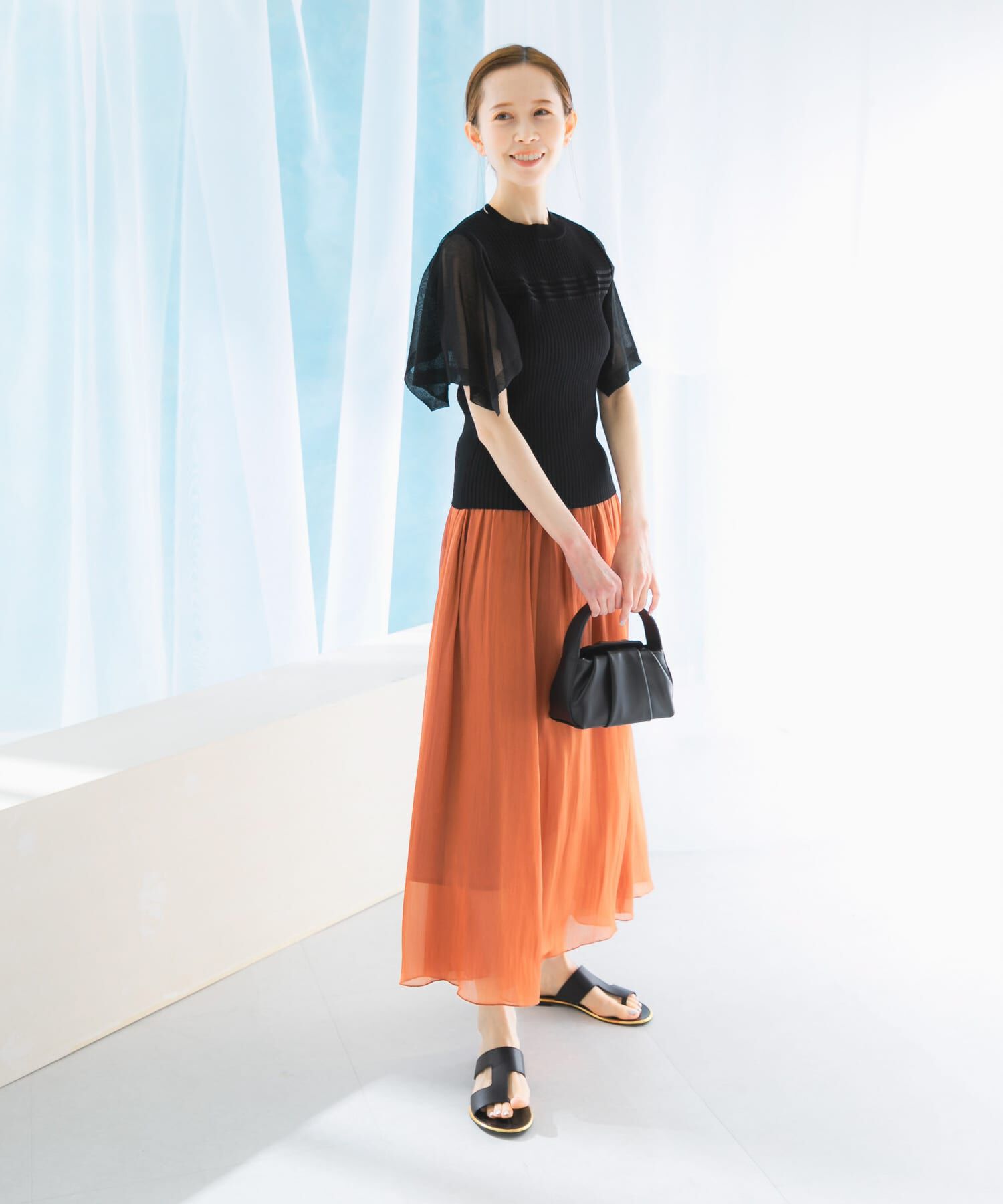 URBAN RESEARCH ROSSO「グロッシーギャザーフレアスカート」|スカート|