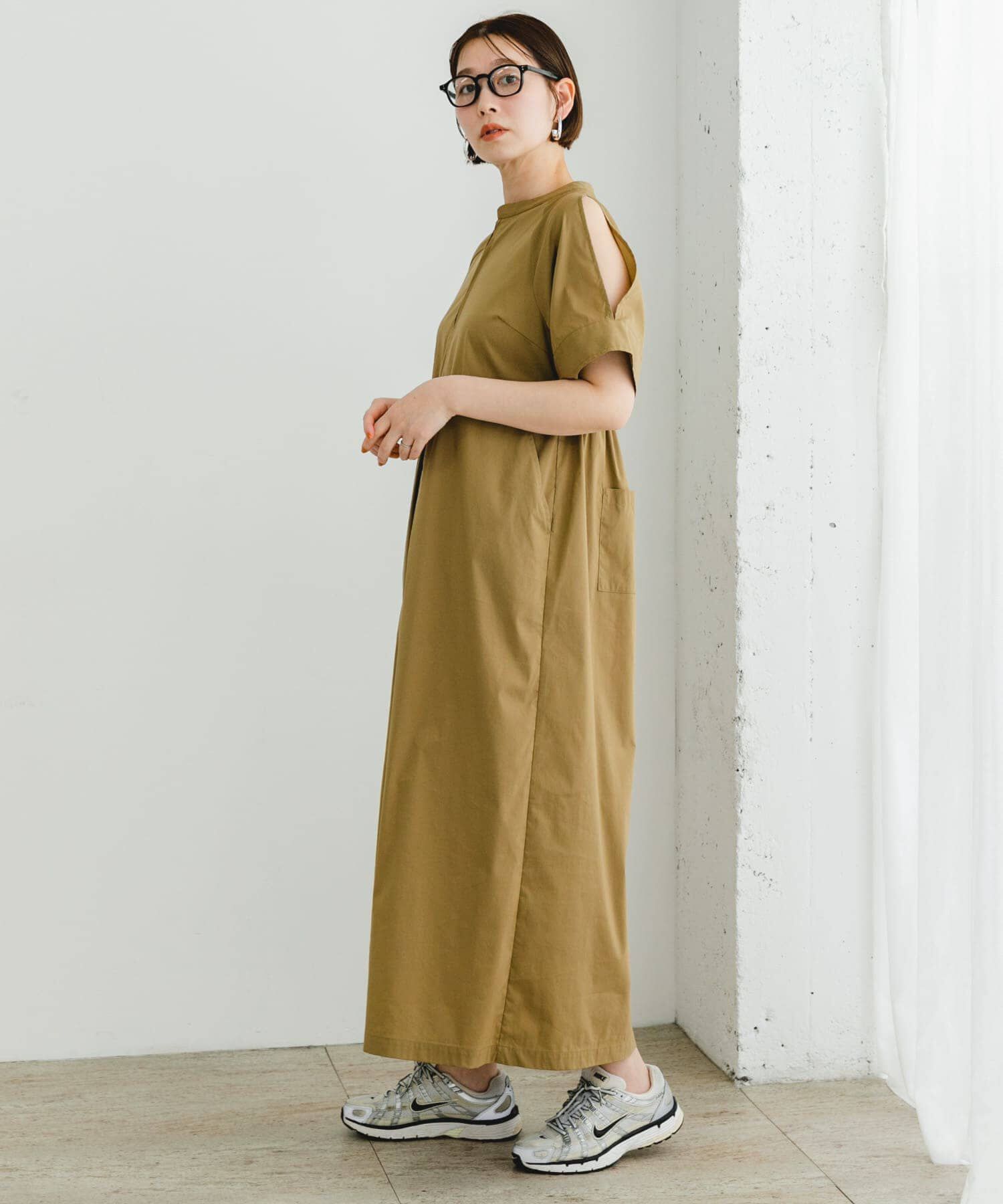 URBAN RESEARCH ROSSO「F by ROSSO　スリットショルダーワンピース」|ワンピース|