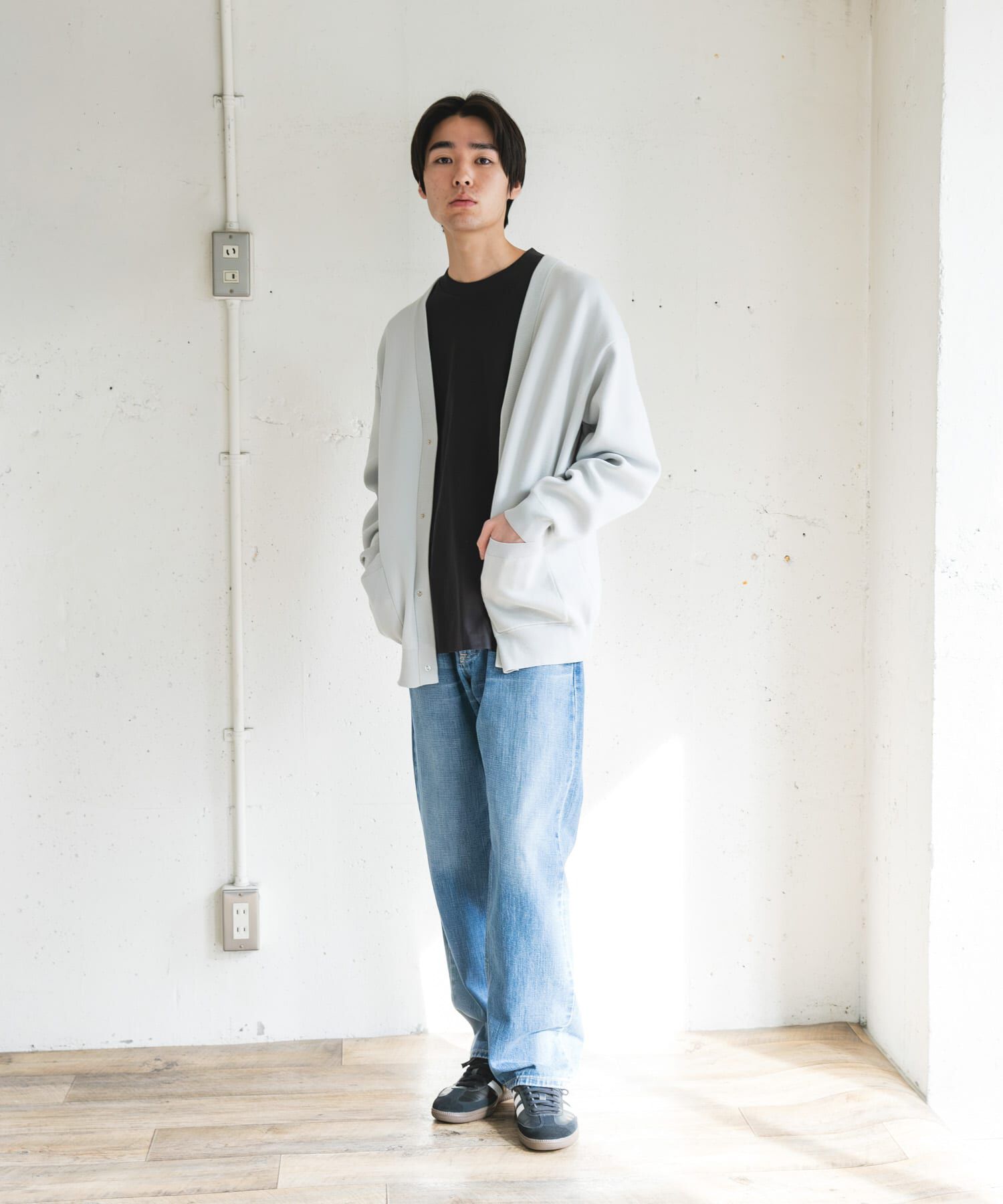 URBAN RESEARCH DOORS「『UR TECH Renew Knit』Vネックカーディガン」|カーディガン|