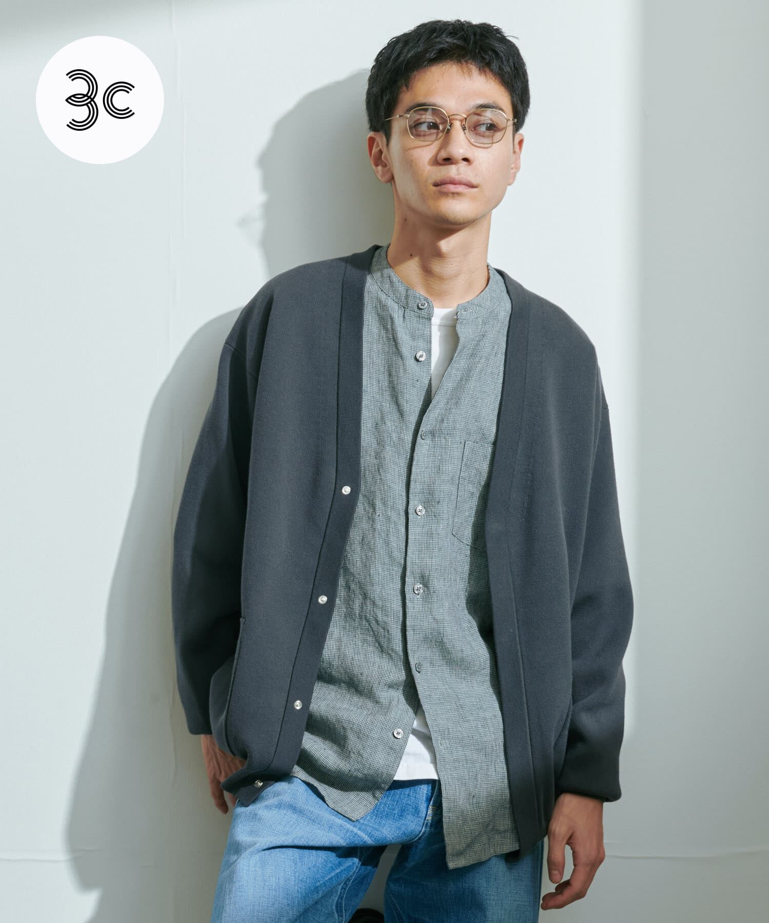 URBAN RESEARCH DOORS「『UR TECH Renew Knit』Vネックカーディガン」|カーディガン|チャコールグレー