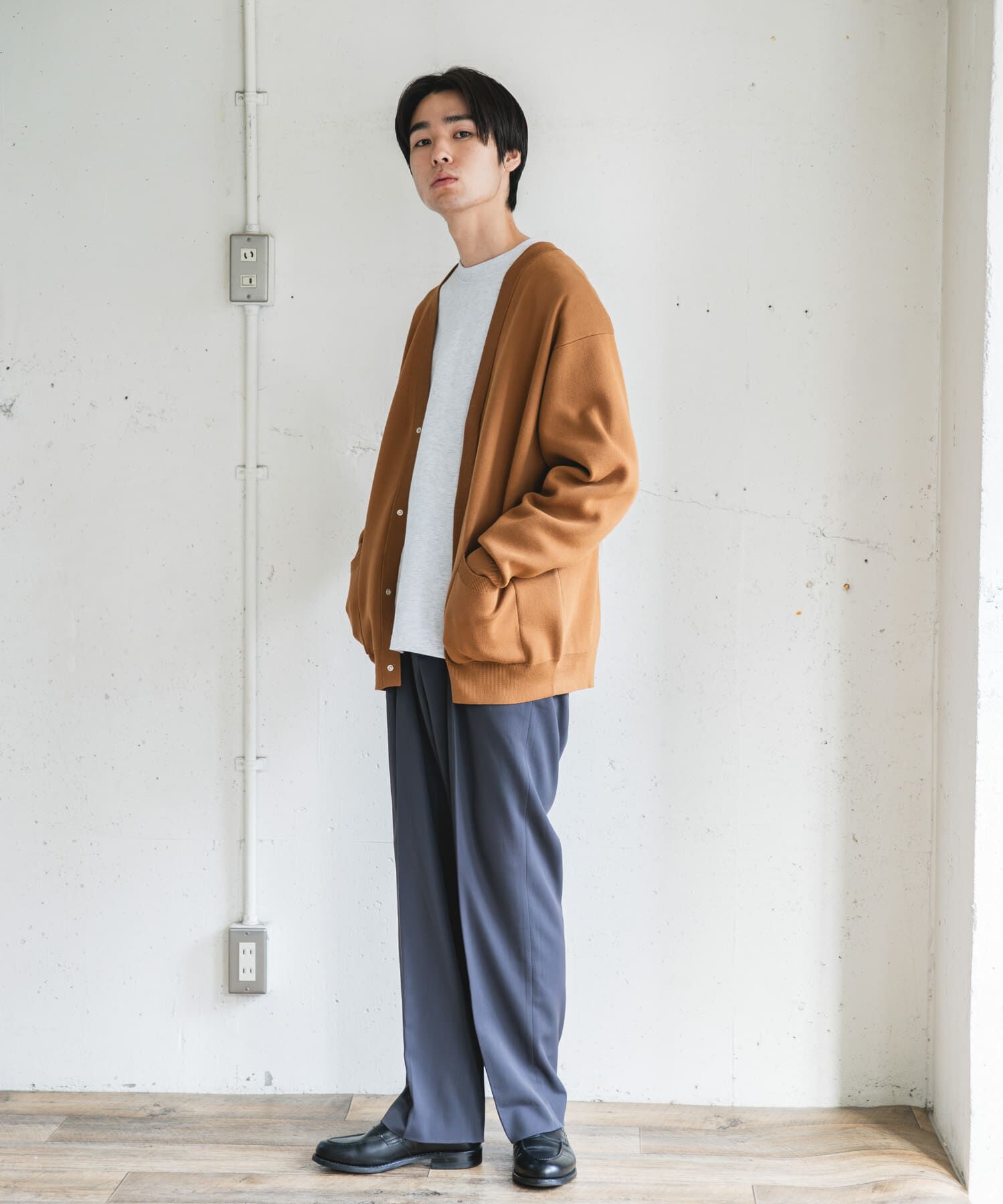 URBAN RESEARCH DOORS「『UR TECH Renew Knit』Vネックカーディガン」|カーディガン|