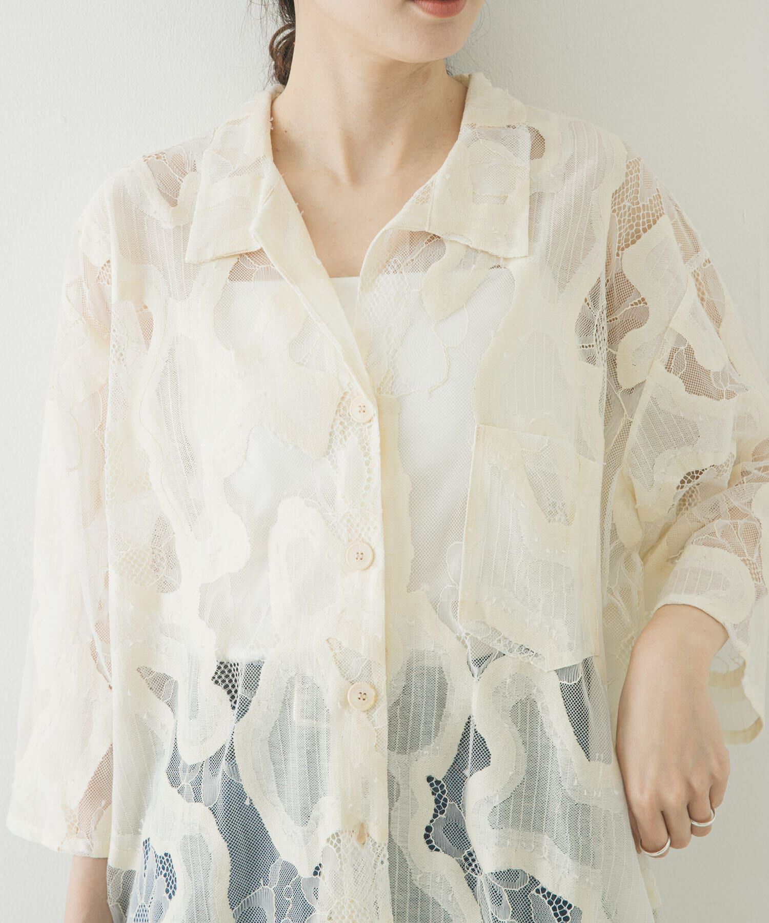 URBAN RESEARCH「ESTHE　OVERSIZED SHEER LACE SHIRTS」|シャツ・ブラウス|