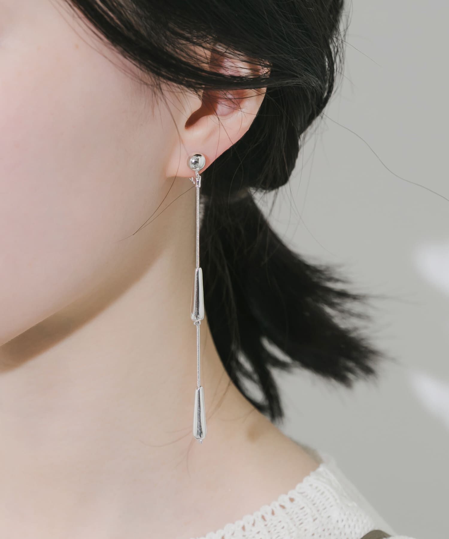 SMELLY「ダブルドロップロングチェーンイヤリング」|イヤリング|