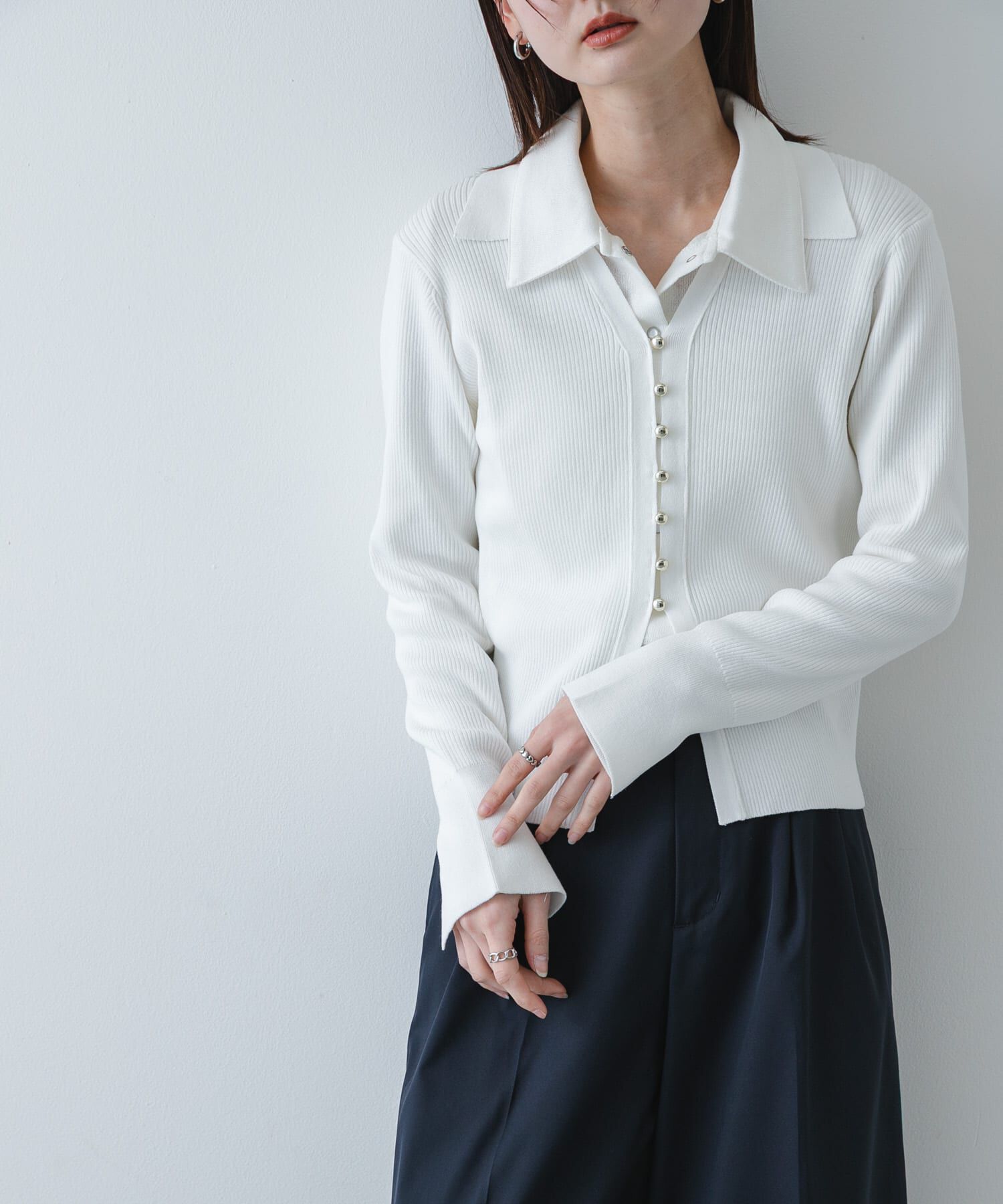 SENSE OF PLACE by URBAN RESEARCH「『一部WEB限定ｶﾗｰ』『洗濯可』ﾒﾀﾙﾎﾞﾀﾝｴﾘﾂｷｺﾝﾊﾟｸﾄｶ 」|カーディガン|オフホワイト