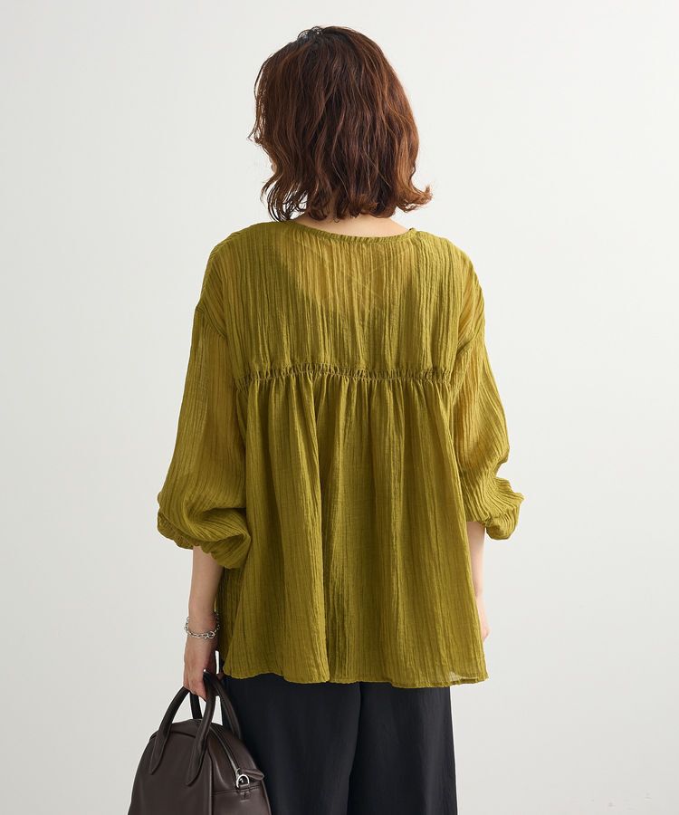 Green Parks「Vネックフリルシアープリーツブラウス」|シャツ・ブラウス|
