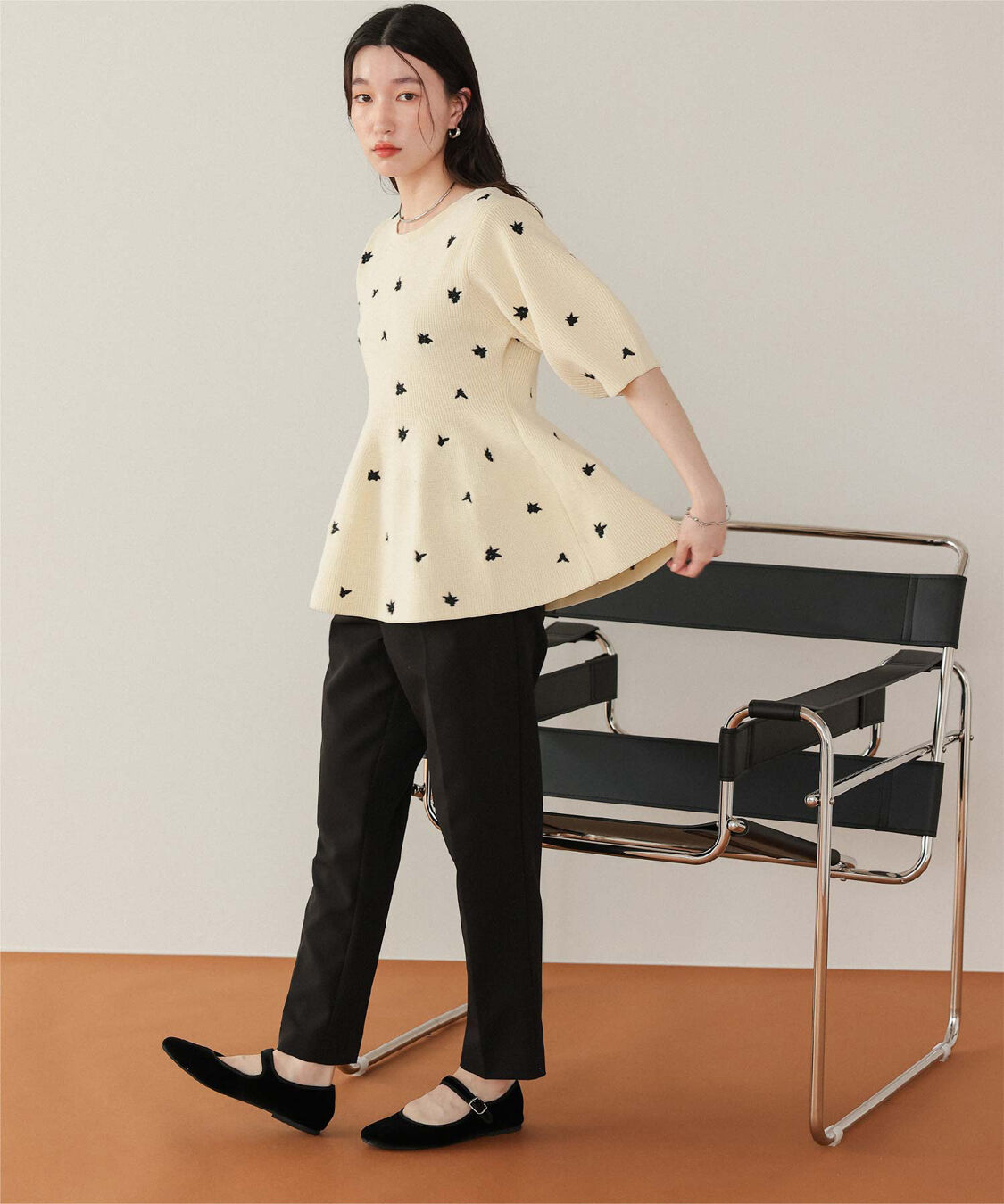 titivate「フラワー刺繍ペプラムニットトップス」|ニット・セーター|