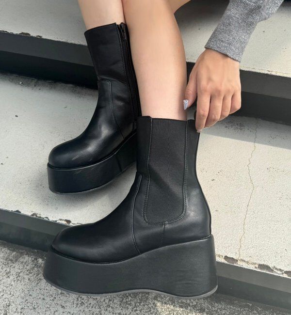  「【マイナス3キロ見え】サイドゴアボリュームソールショートブーツ」|その他|ブラック