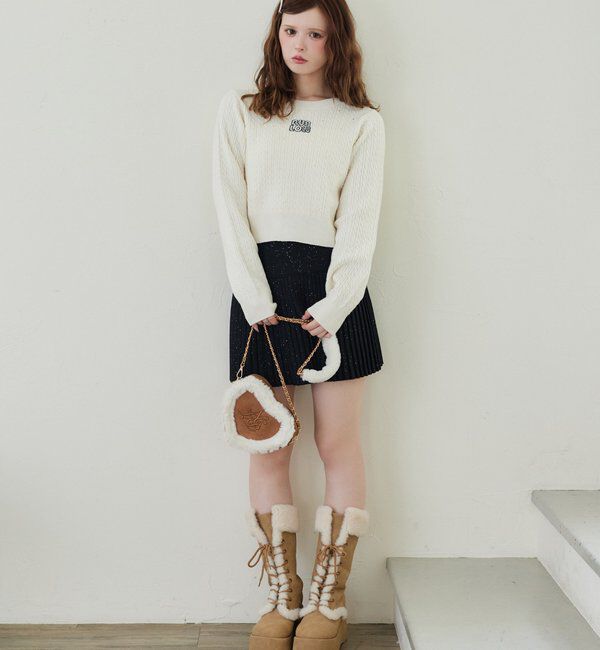  「キラキラ付ロゴ刺繍ケーブルニット」|ニット・セーター|