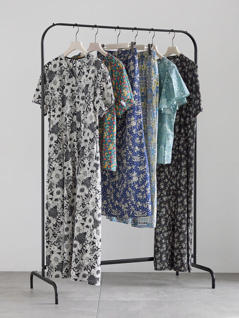 Te chichi「【LIBERTY FABRICS】ウエストタックワンピース」|ワンピース|