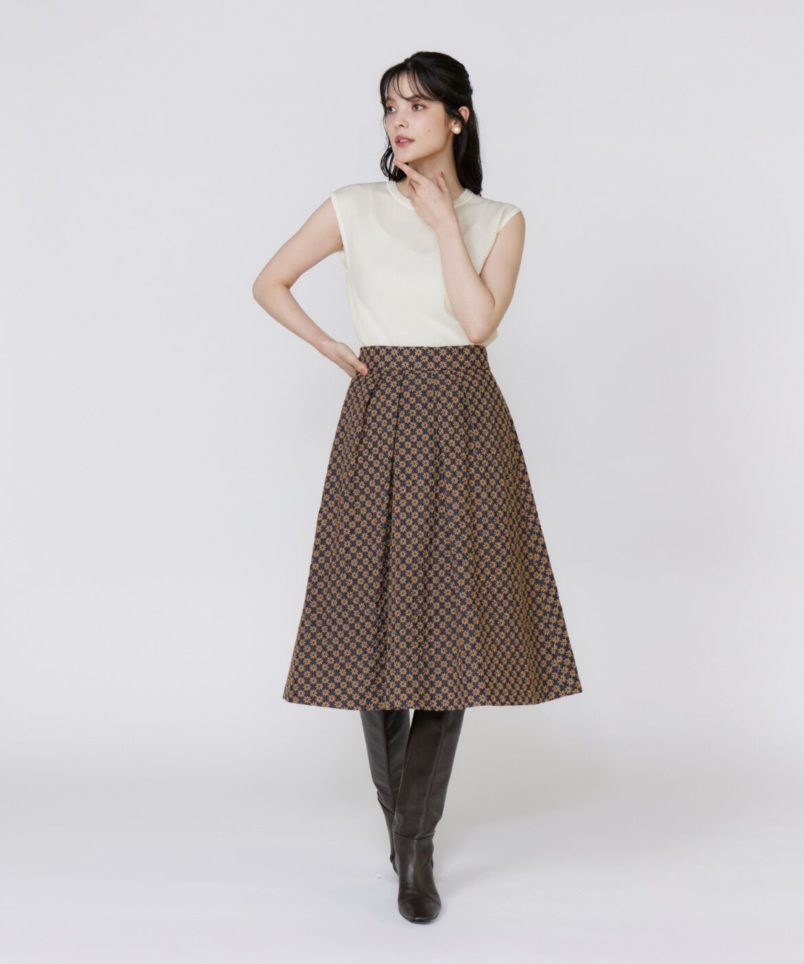 Maglie le cassetto「《大きいサイズ》フラワー刺繍デニムスカート《M Maglie le cassetto》」|スカート|