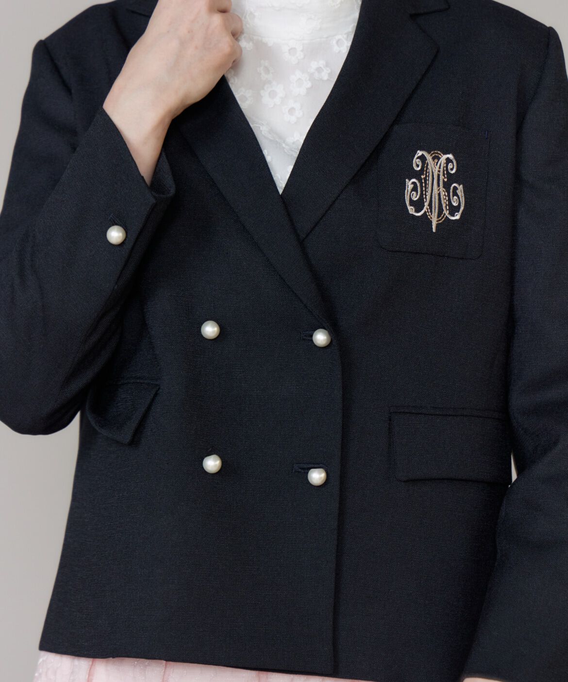 Maglie le cassetto「《大きいサイズ》ロゴ刺繍パール釦ジャケット《M Maglie le cassetto》」|その他|