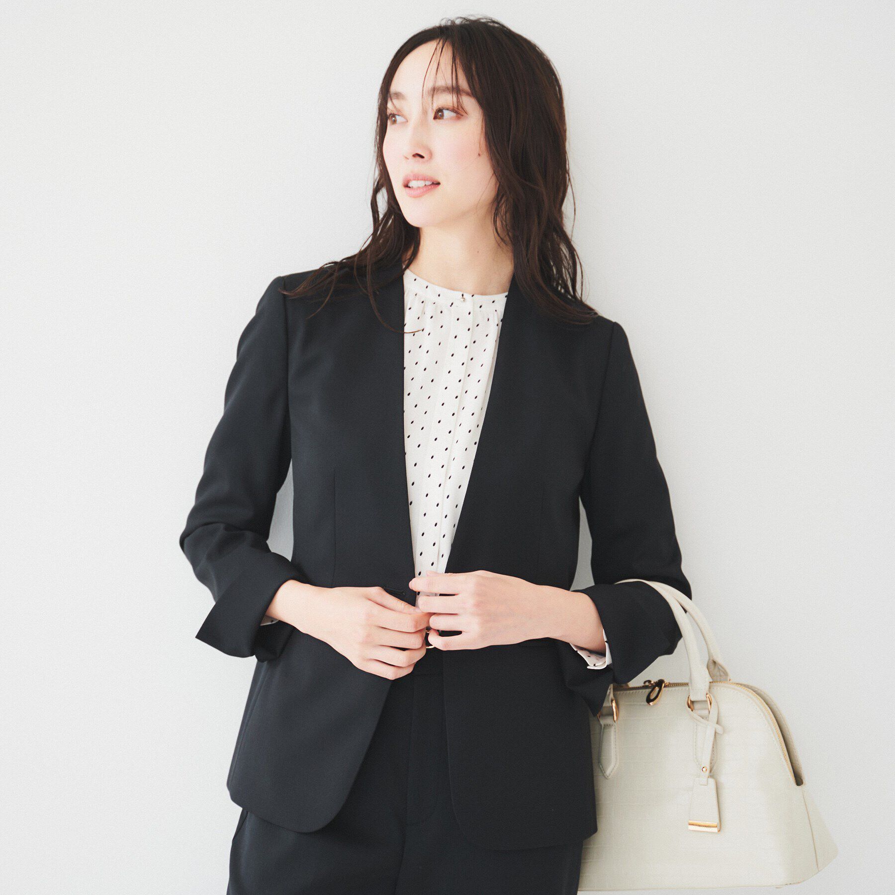 UNTITLED「レジェールギャバ 背抜きカラーレスジャケット」|ノーカラージャケット|