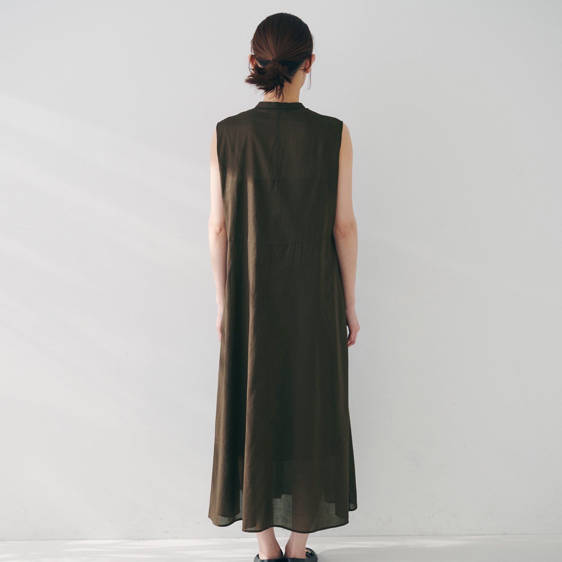 UNTITLED「【シアー/前開き/夏ワンピ】コットンピンタックワンピース」|ワンピース|