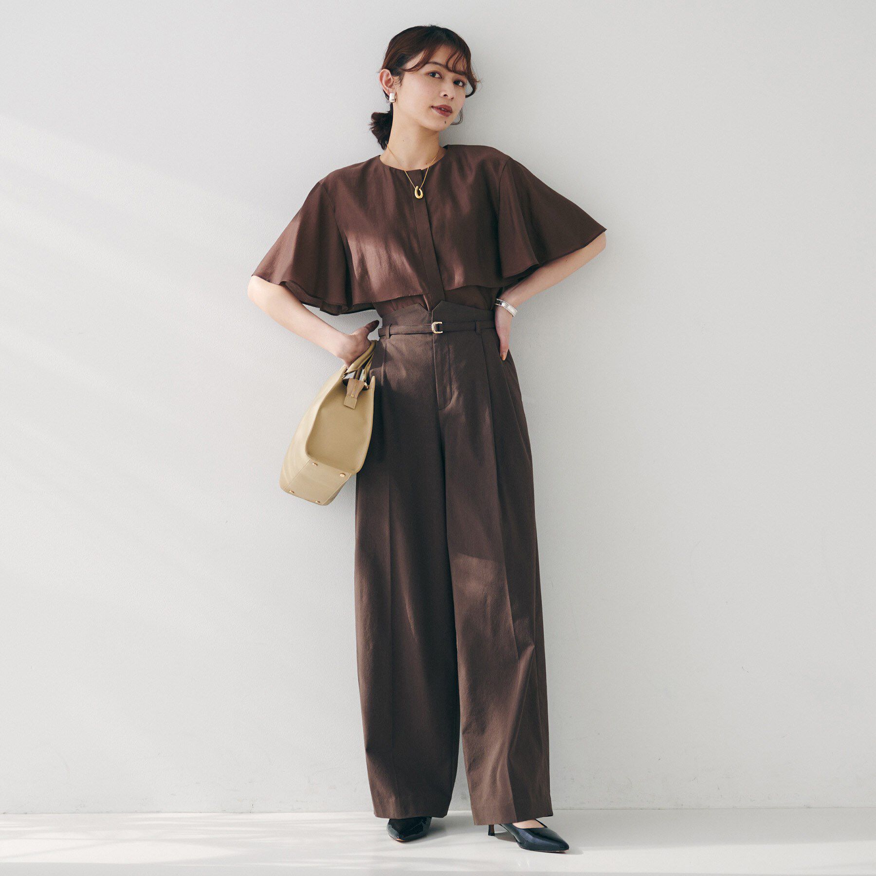 UNTITLED「【オンオフ/二の腕カバー】オーガンジーラッフルブラウス」|シャツ・ブラウス|