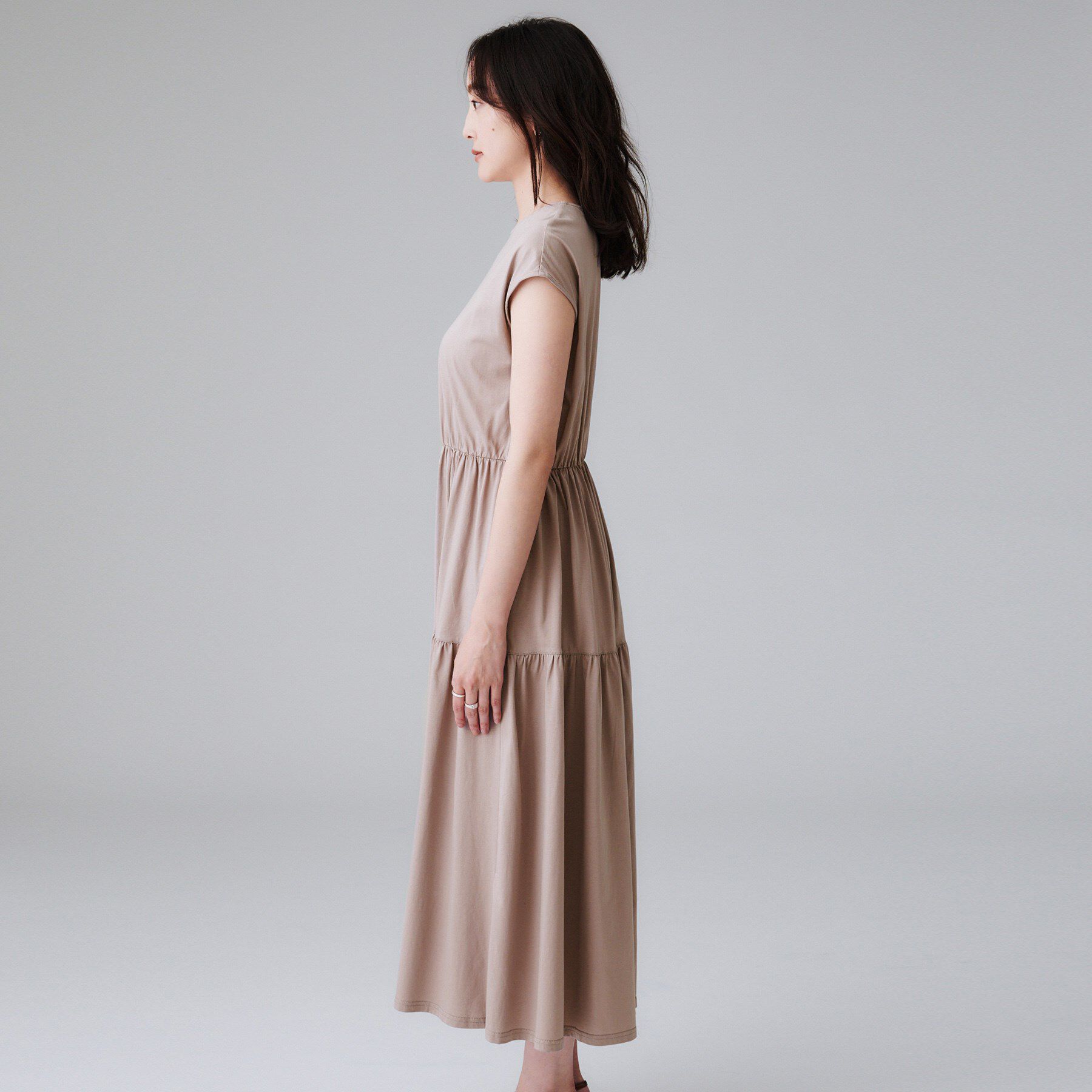 UNTITLED「【ティアード/洗える】コットンロングワンピース」|ワンピース|