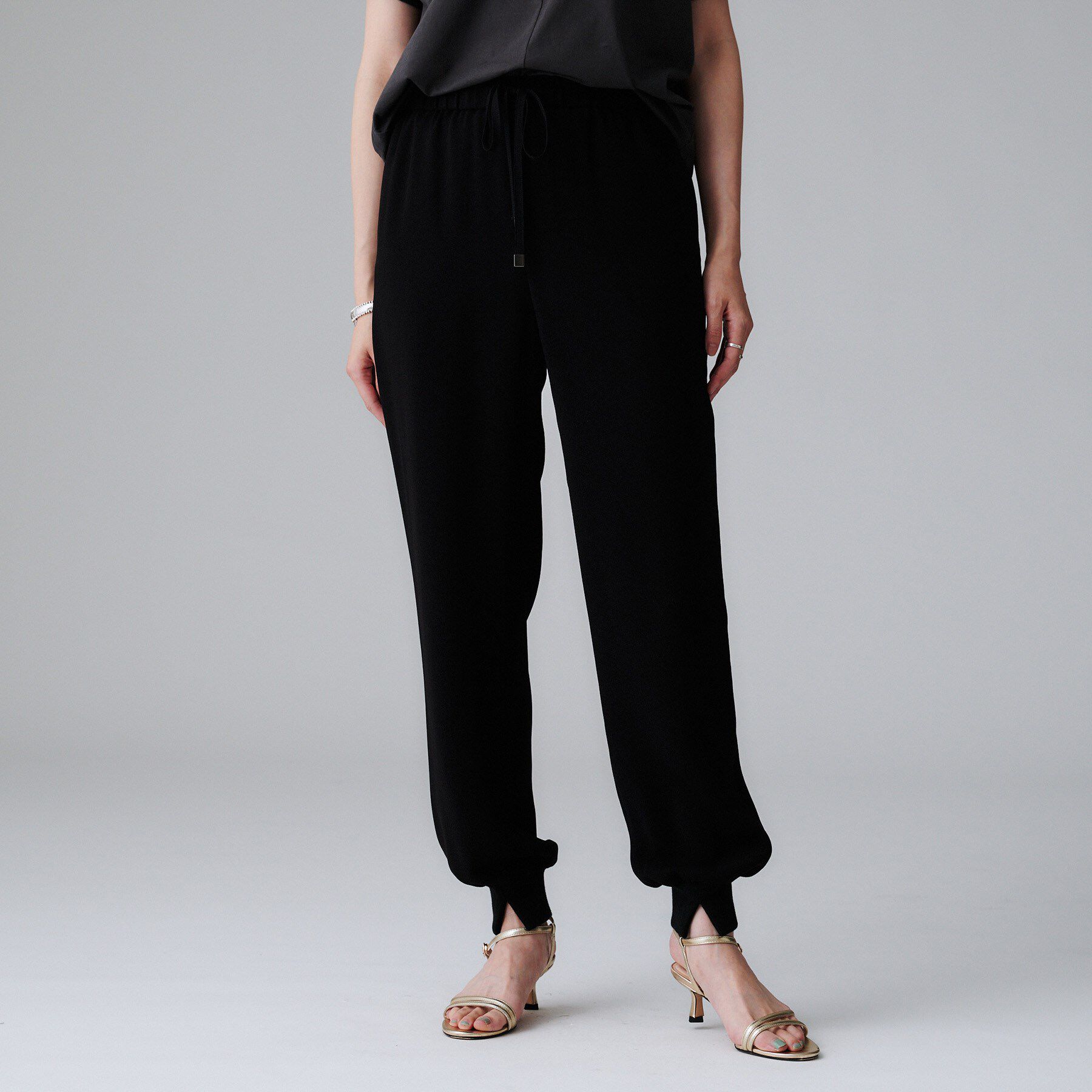 UNTITLED「【吸水速乾/ウエストゴム】バックサテン ジョグパンツ」|その他|