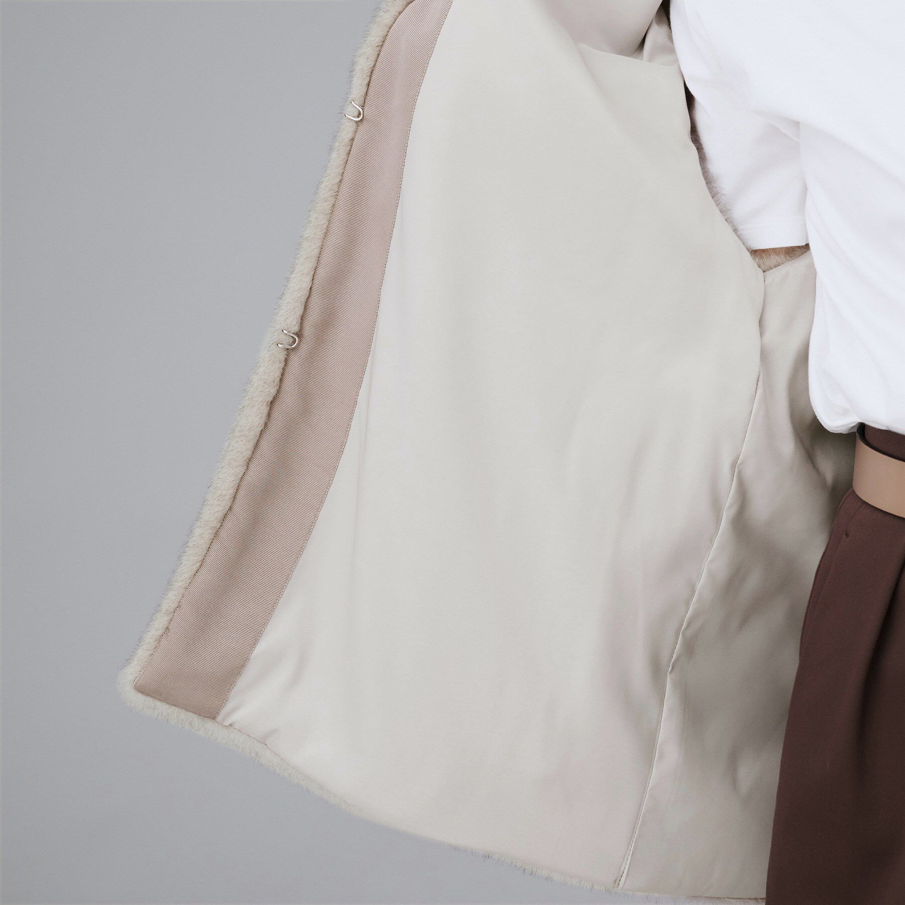 UNTITLED「【トレンド/ジレ】フェイクファーベスト」|ベスト・ジレ|