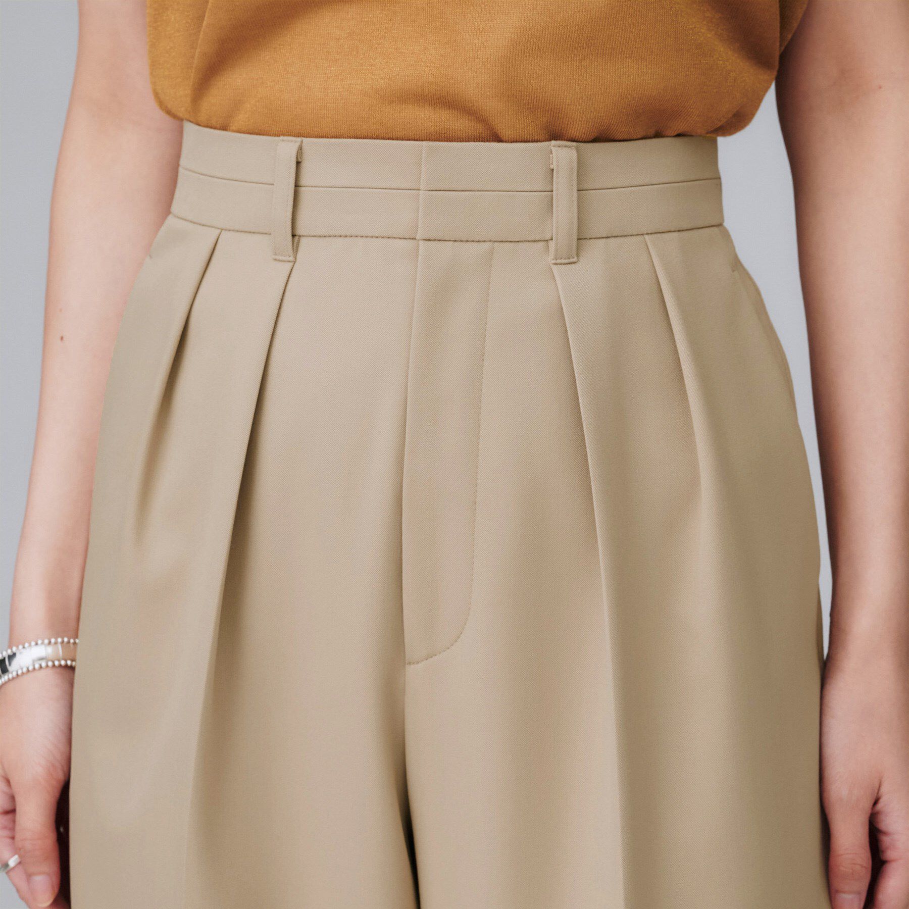 UNTITLED「【洗える/はっ水/後ろウエストゴム】ストレッチ2タックワイドパンツ」|その他|