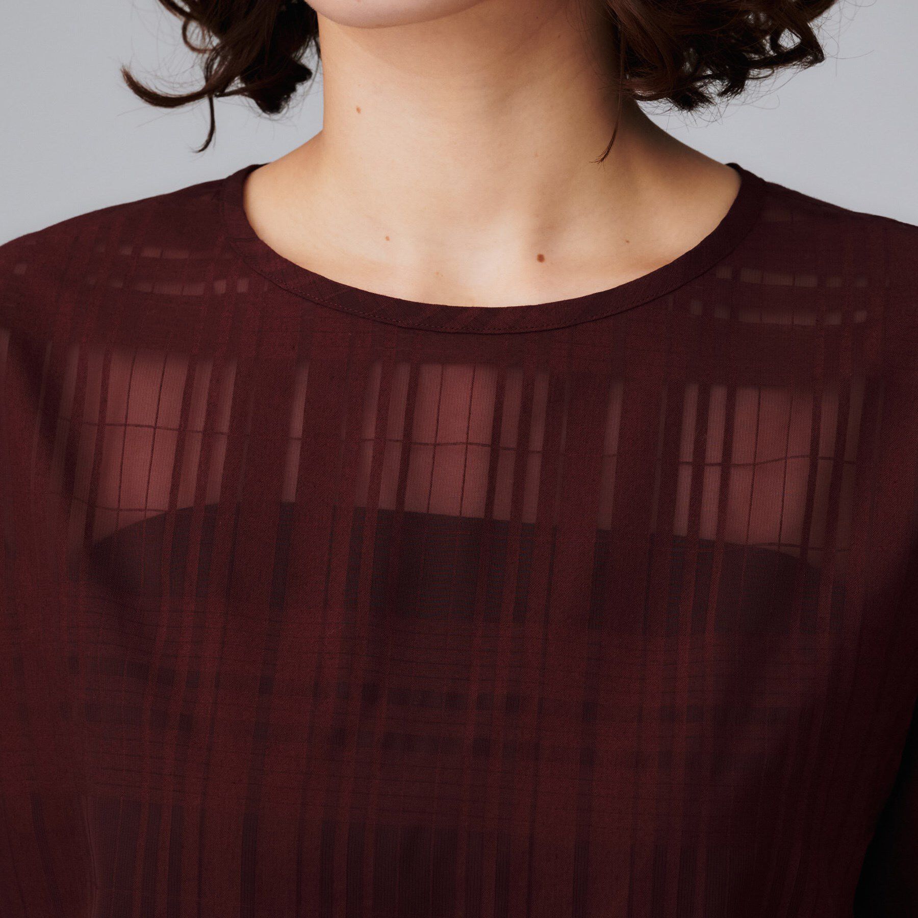 UNTITLED「【セットアップ可/エレガント】シアーチェックTブラウス」|シャツ・ブラウス|