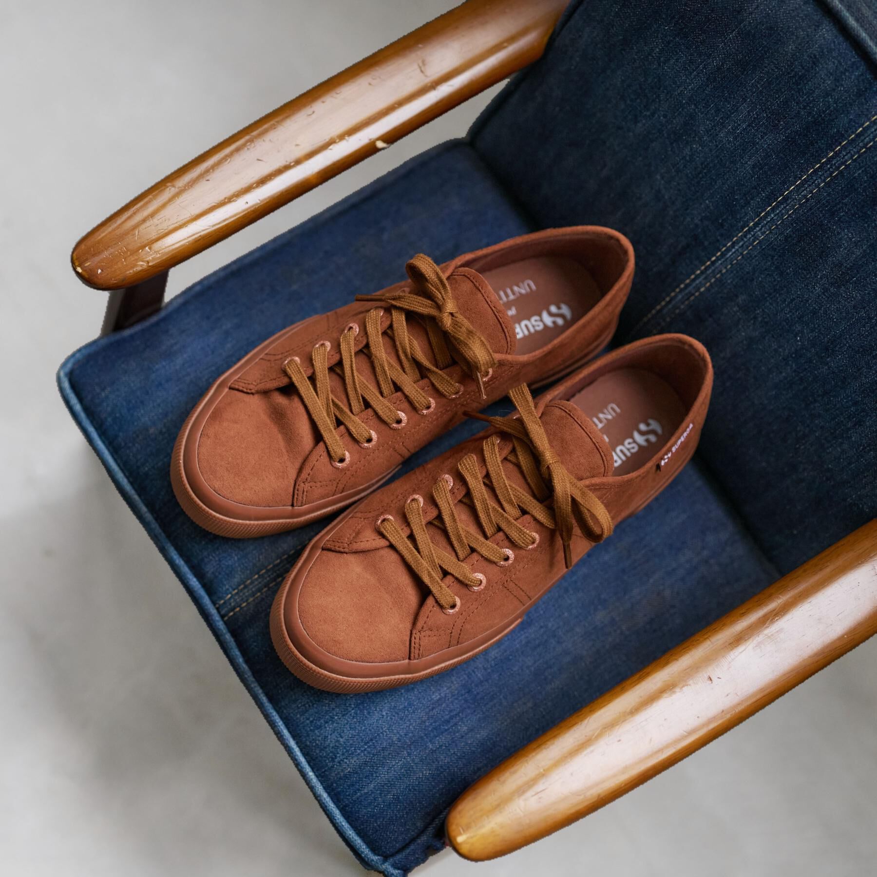 UNTITLED「【別注】SUPERGA3740 スエード調スニーカー」|スニーカー|キャメルブラウン(0