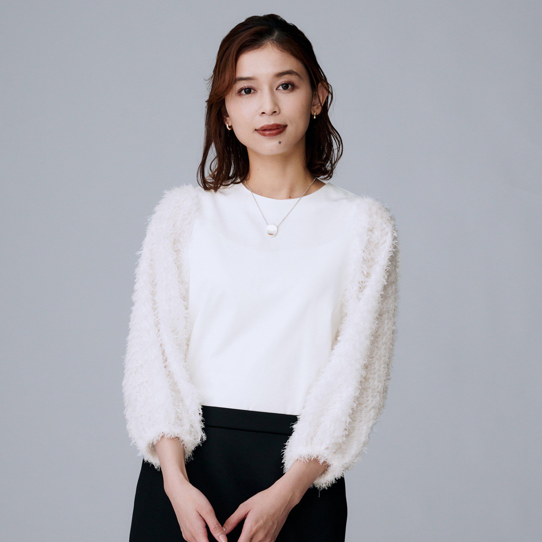 UNTITLED「【丸首/Tシャツ風/短丈】シャギースリーブ ポンチカットソー」|Tシャツ・カットソー|