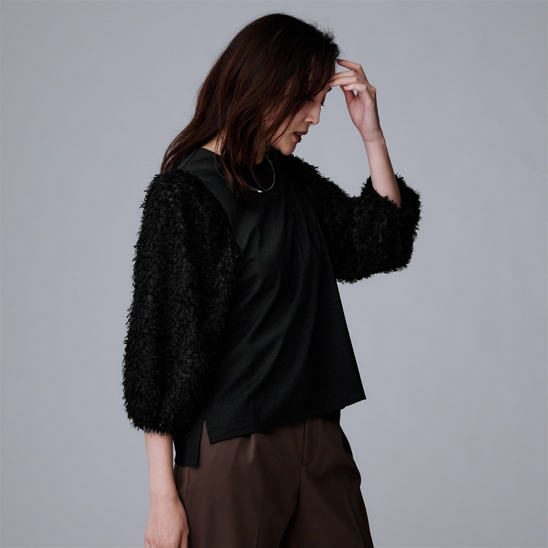 UNTITLED「【丸首/Tシャツ風/短丈】シャギースリーブ ポンチカットソー」|Tシャツ・カットソー|