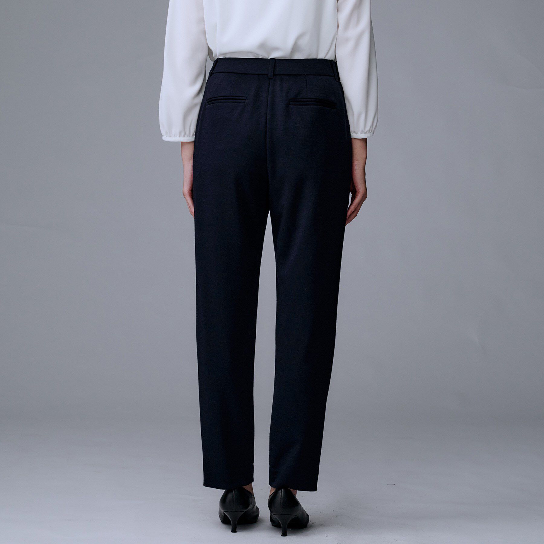 UNTITLED「【洗えるスーツ／ストレッチ】ウール混ジャージ テーパードパンツ」|その他|