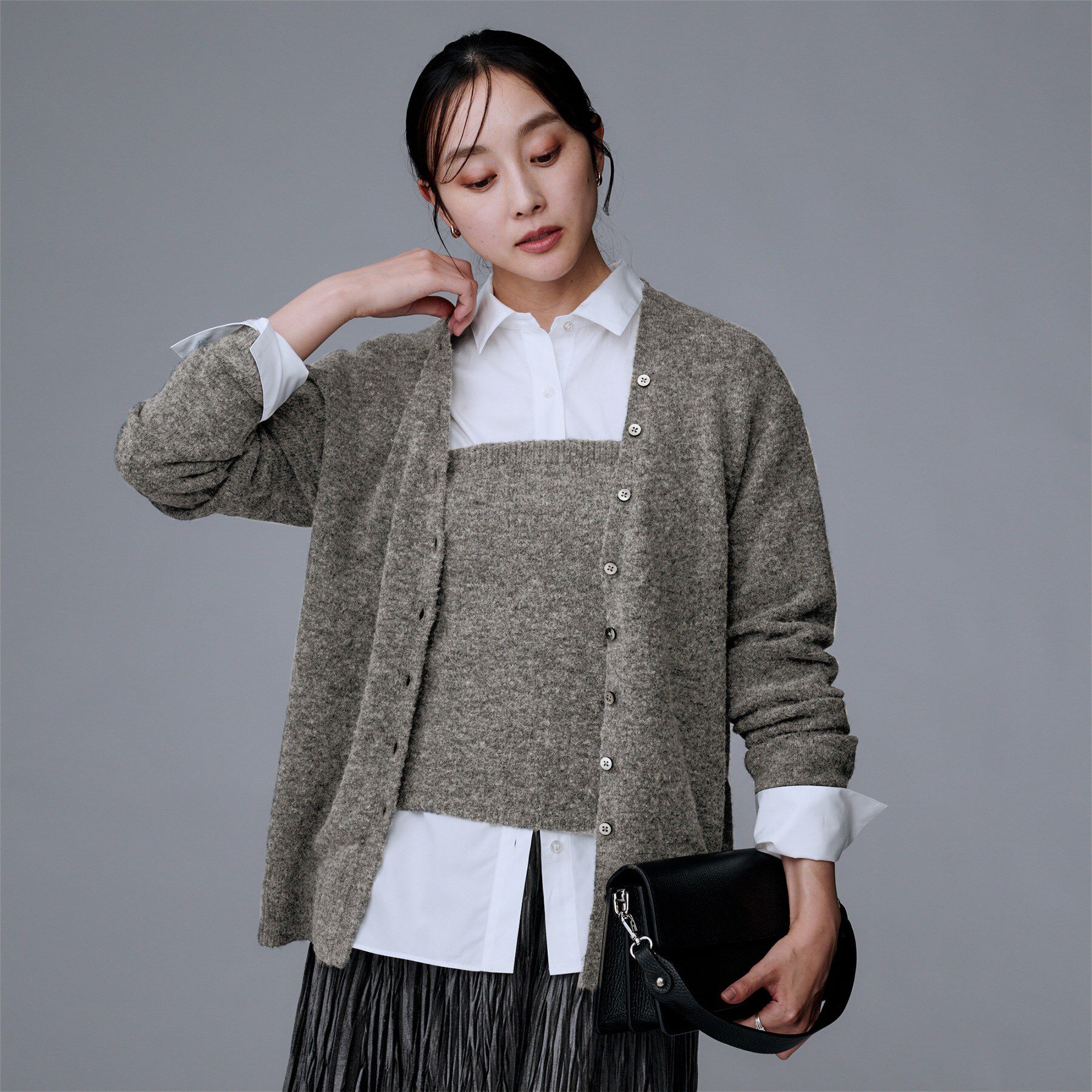 UNTITLED「【トレンド/柔らかな素材感】ビスチェセットカーディガン」|カーディガン|