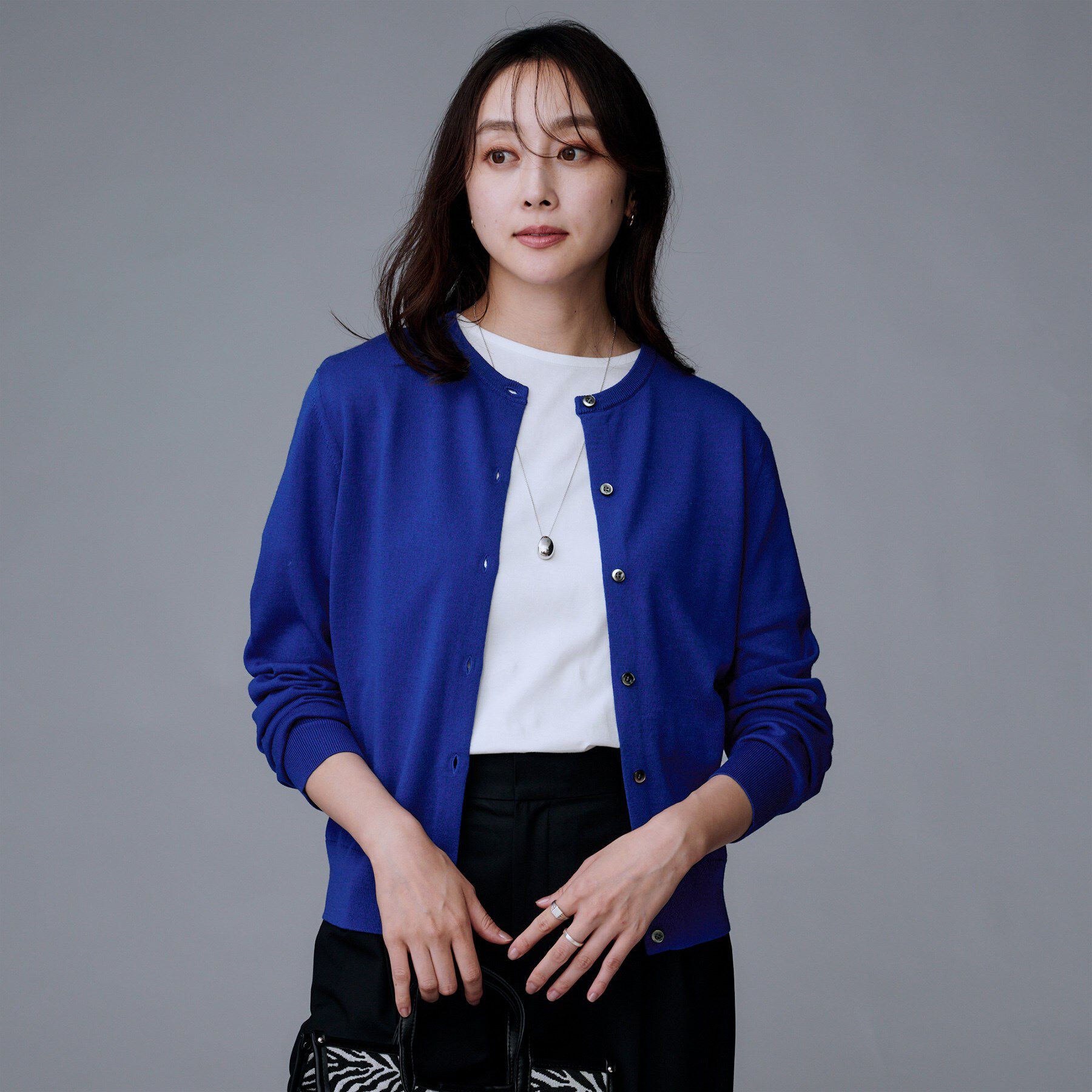 UNTITLED「【洗える/アンサンブル可/ウール100%】ウールクルーカーディガン」|カーディガン|ブルー(093)