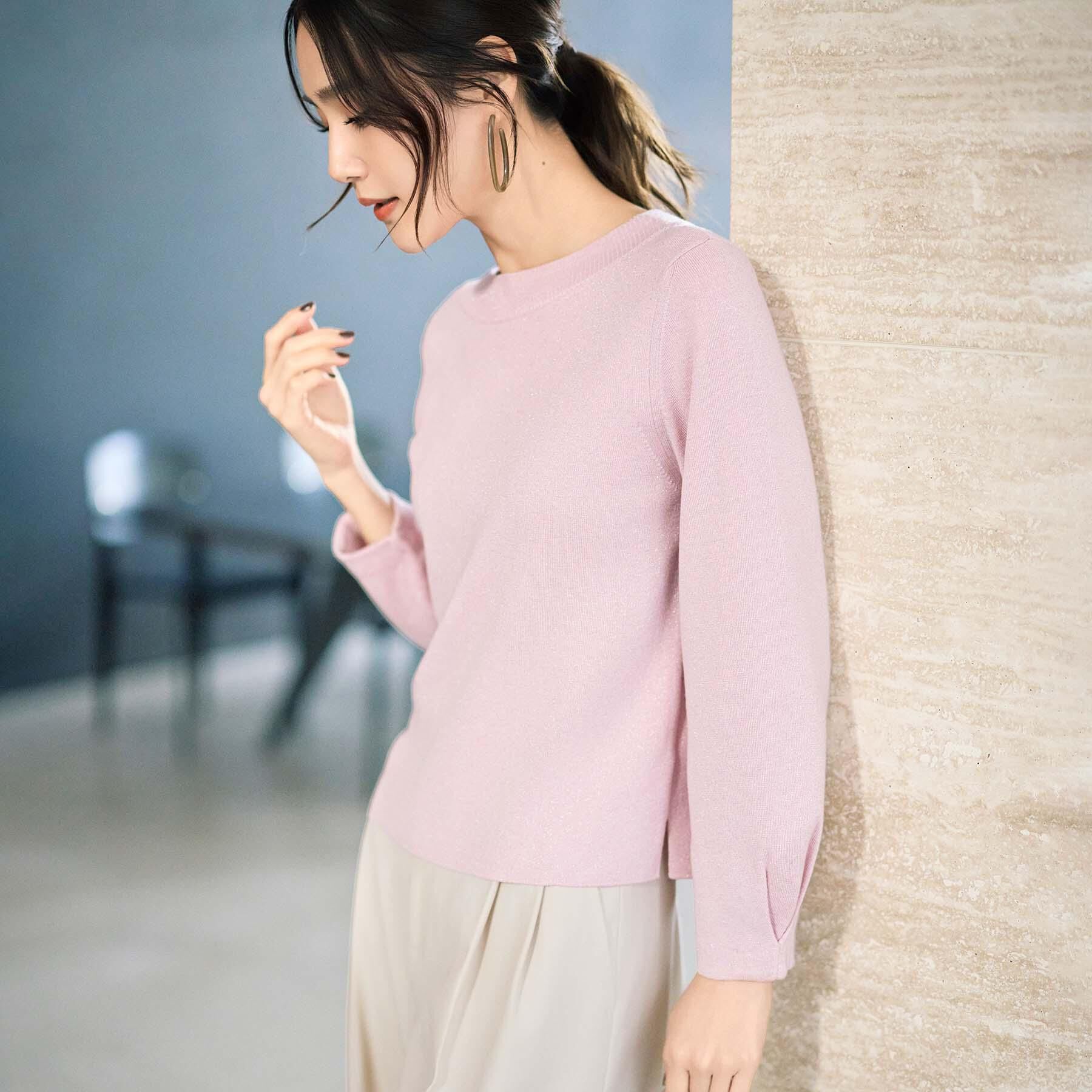 UNTITLED「【きれいめ/洗える】ラメ入りワイドボートネックニット」|ニット・セーター|ピンク(071)