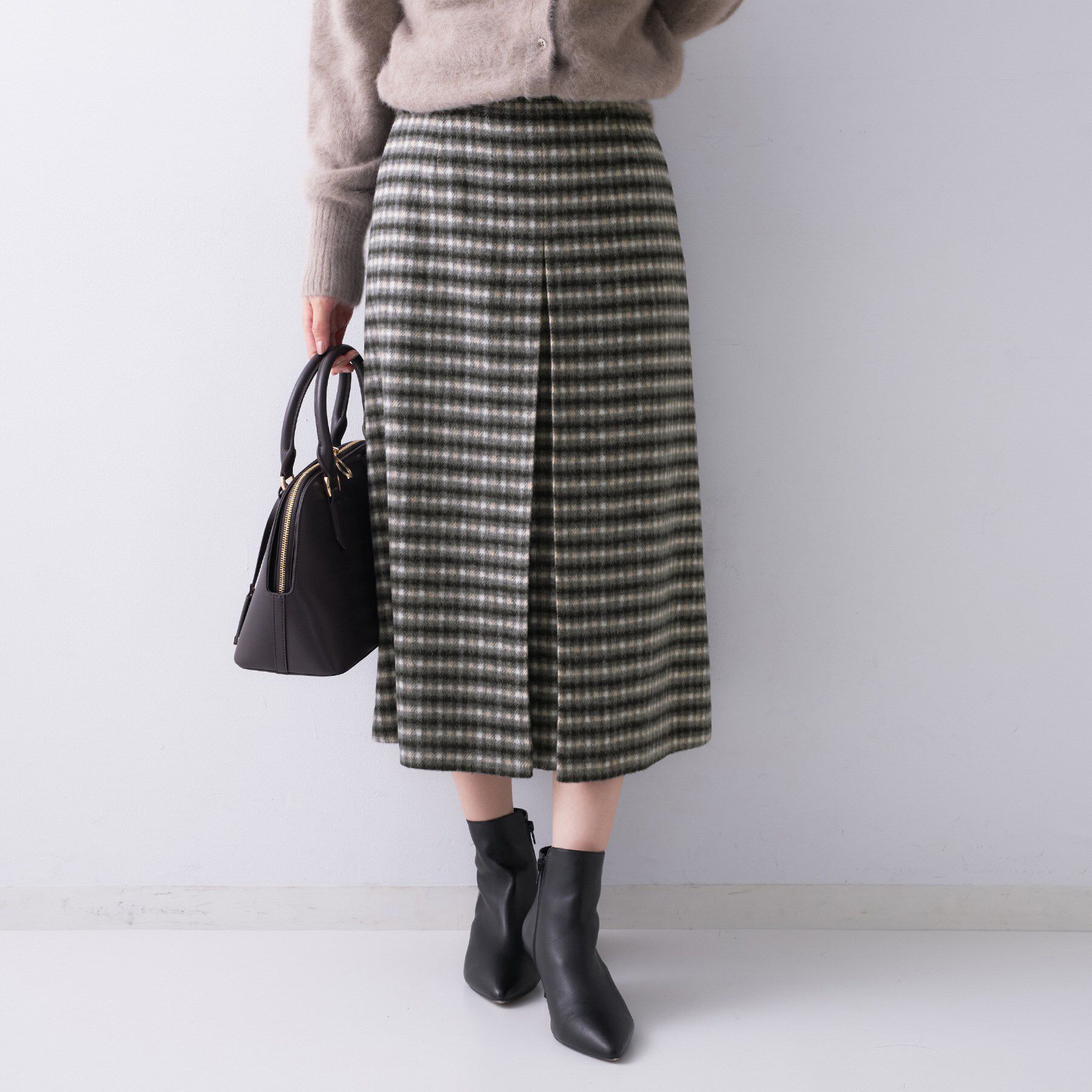 UNTITLED「【ふんわり/タイト見え】シャギーチェックスカート」|スカート|