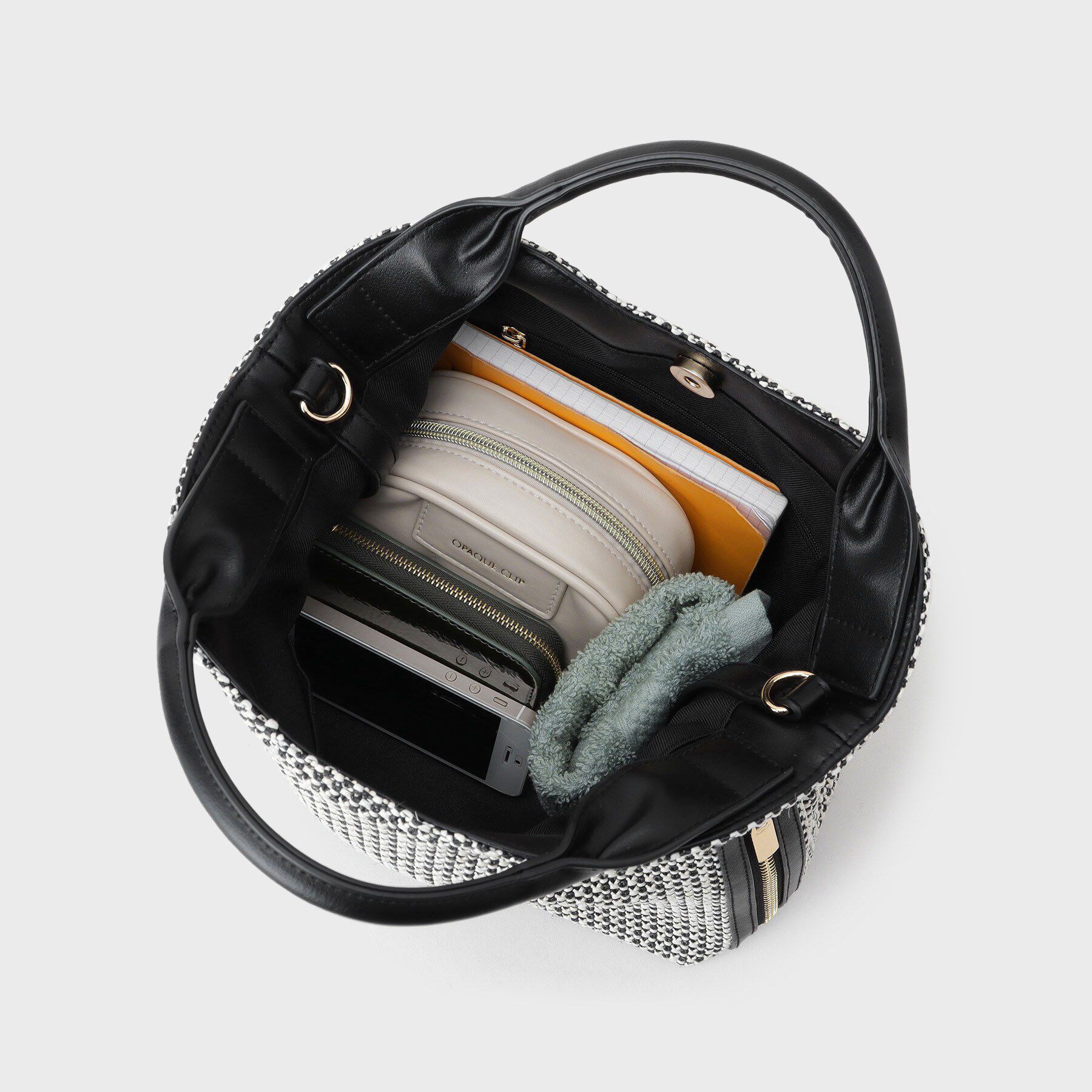 UNTITLED「【古畑星夏さん着用/新素材追加】ミニメッシュショルダー」|ショルダー・メッセンジャー|