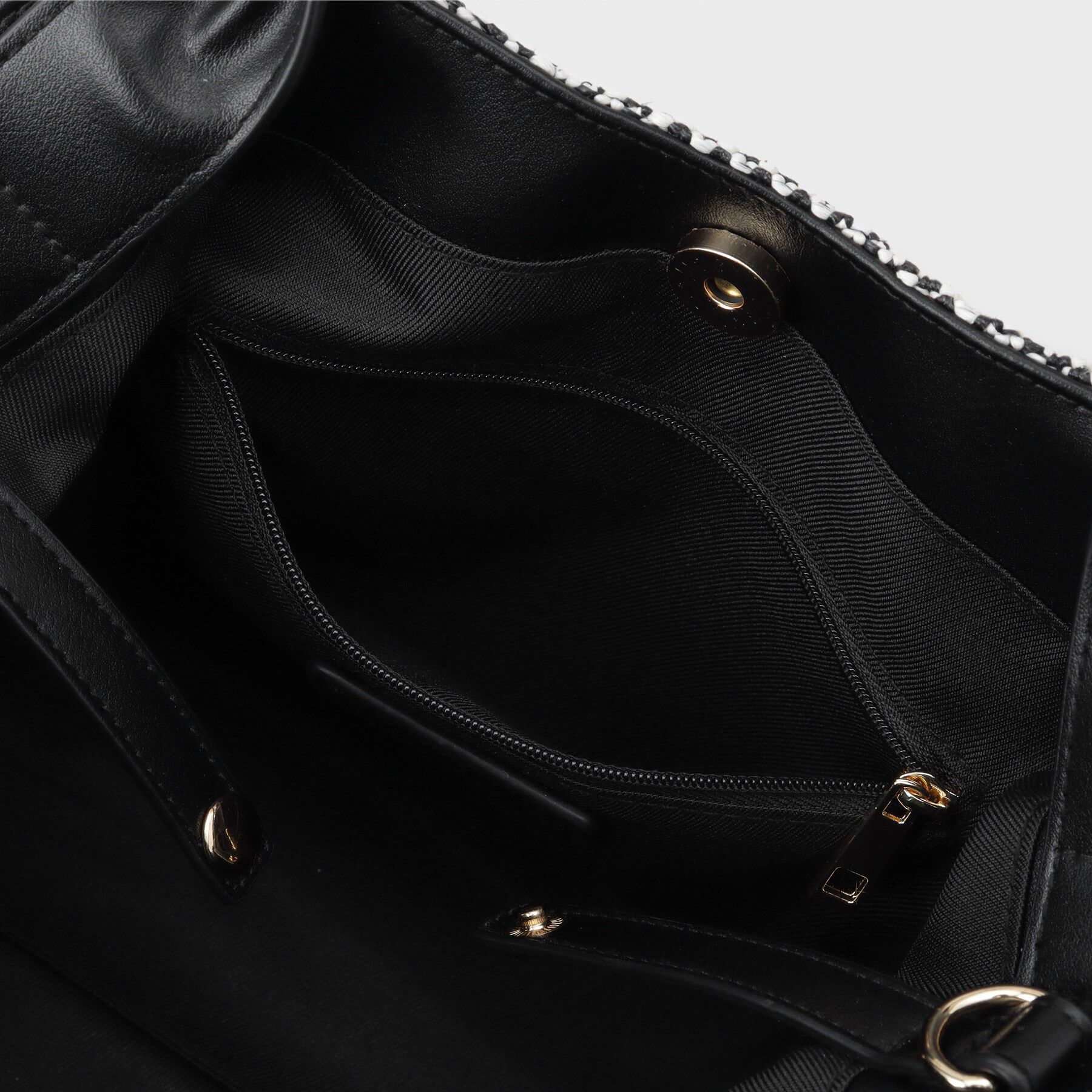 UNTITLED「【古畑星夏さん着用/新素材追加】ミニメッシュショルダー」|ショルダー・メッセンジャー|