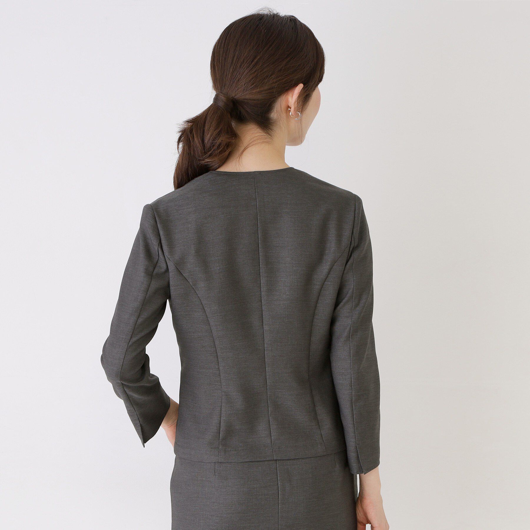 COUP DE CHANCE「【手洗い可／日本製／接触冷感／スーツ可／ワンピース羽織】麻調合繊ノーカラージャケット」|ノーカラージャケット|